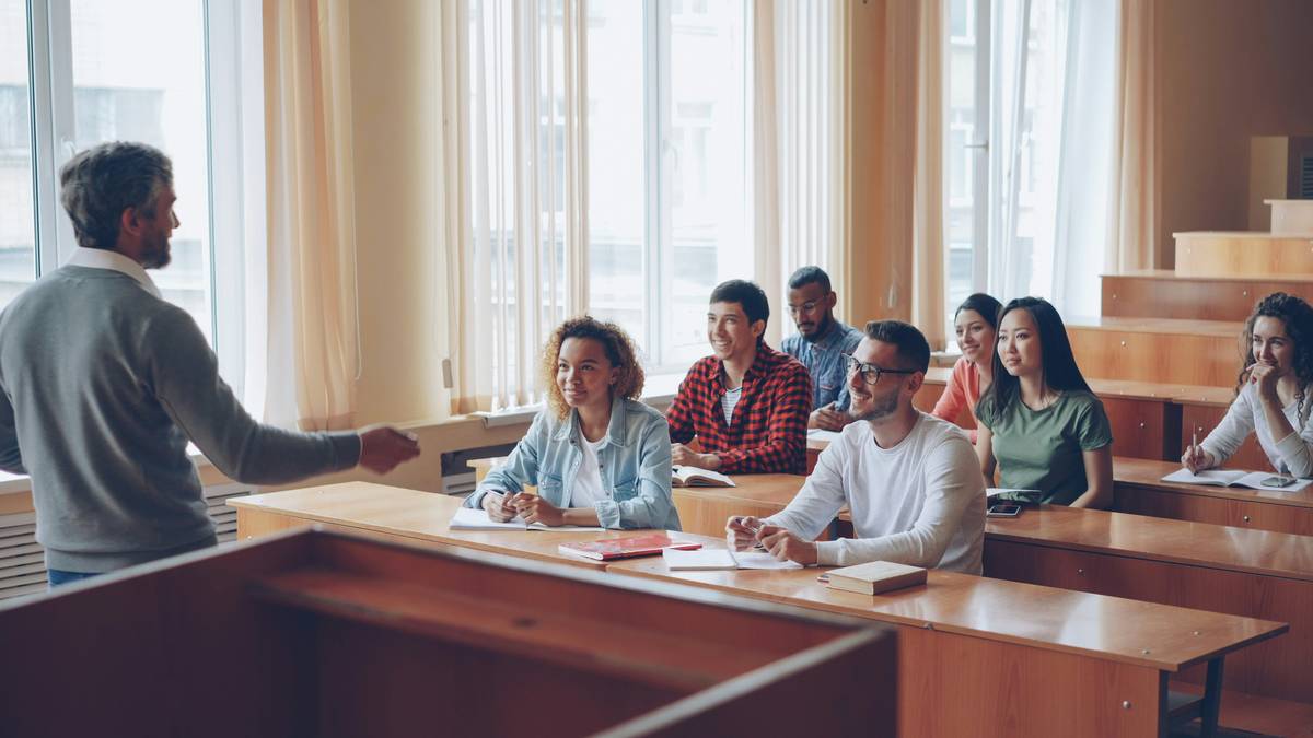 Lawyer studying estate planning courses online for lawyers with legal documents and laptop